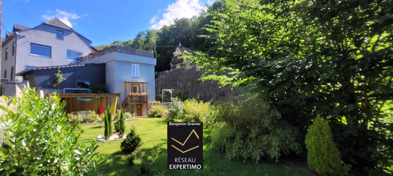 Propriété - 310 m² - 12 pièces