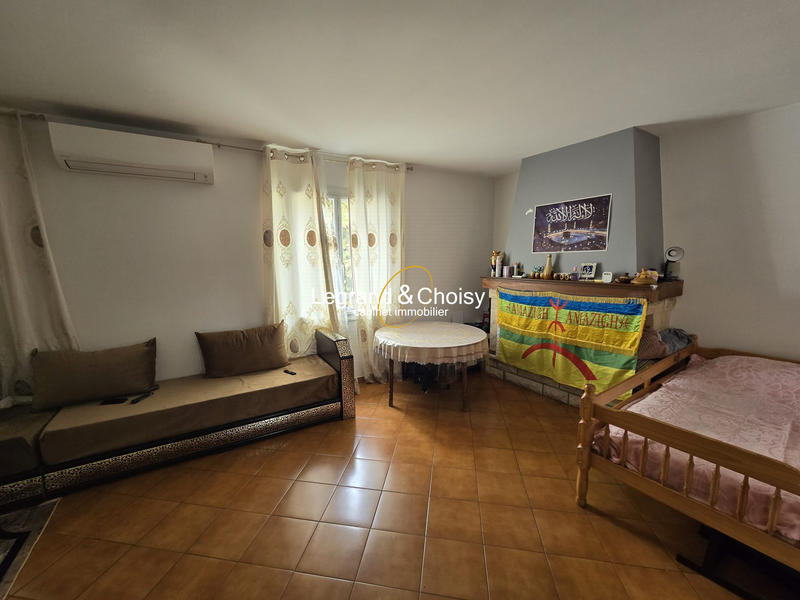 Maison - 111 m² - 5 pièces