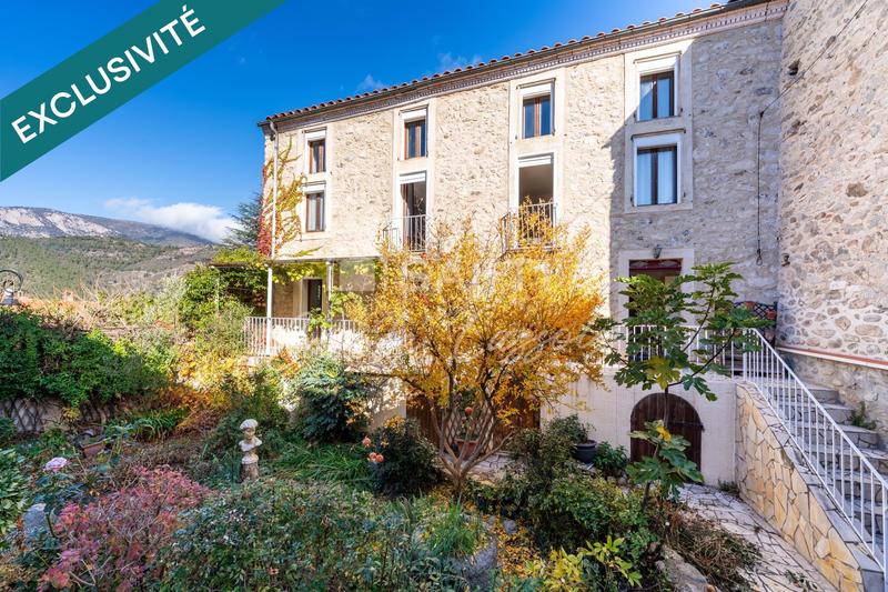 Maison de village - 233 m² - 9 pièces