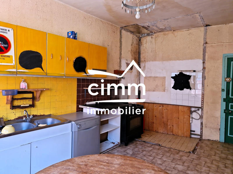 Maison - 217 m² - 7 pièces