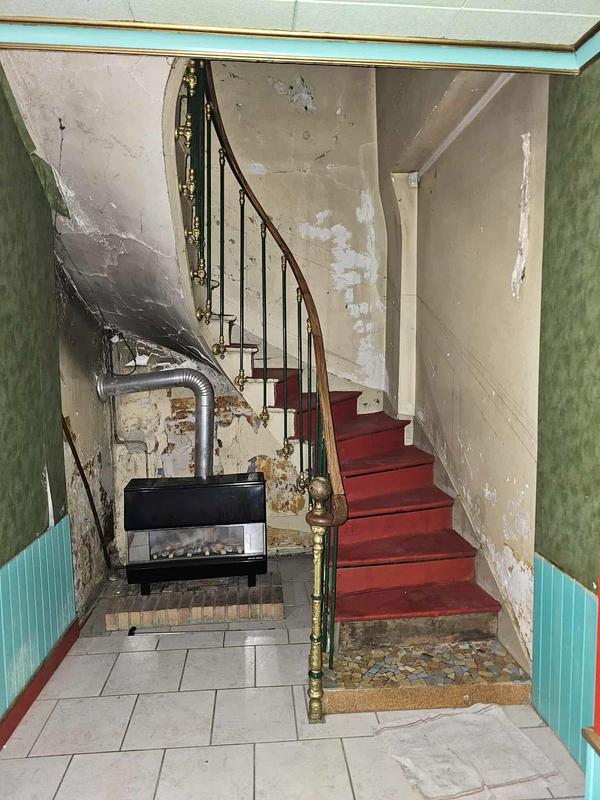 Immeuble - 108 m² - 5 pièces