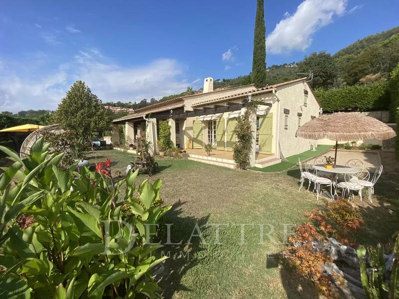 Villa - 190 m² - 9 pièces