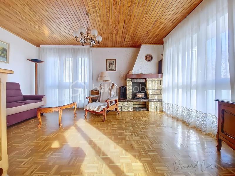 Appartement - 103 m² - 5 pièces