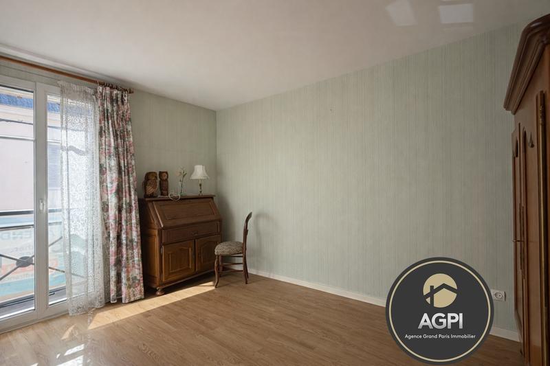 Appartement - 94 m² - 4 pièces