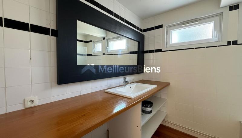 Appartement - 76 m² - 3 pièces