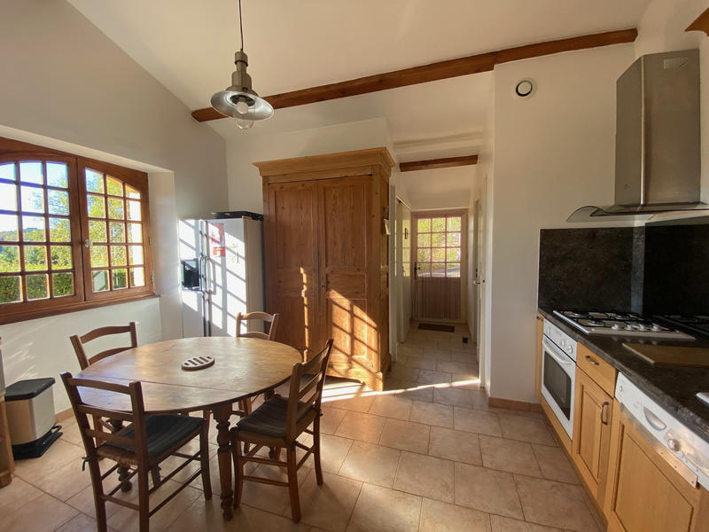 Maison - 182 m² - 10 pièces