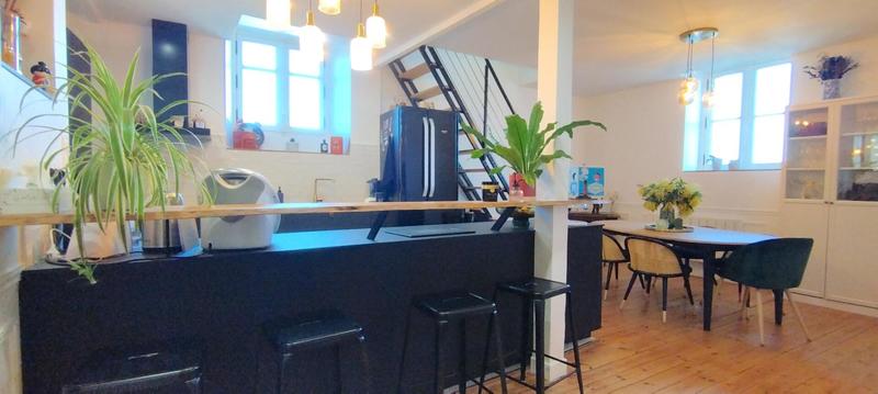 Appartement - 97 m² - 4 pièces