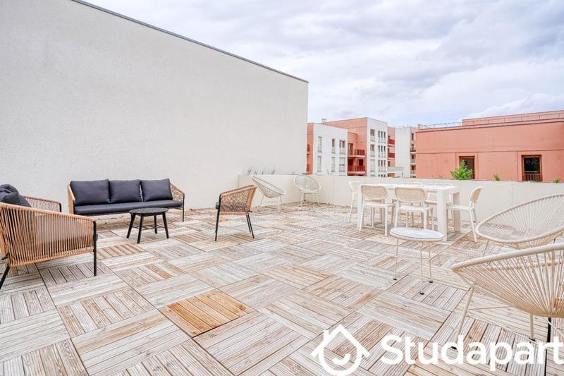 Chambre - 9 m² - 1 pièce