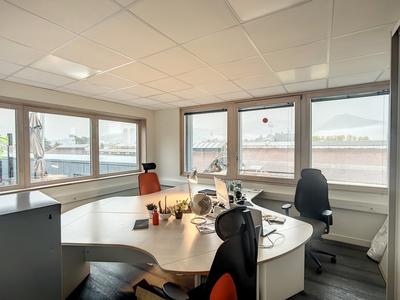 Bureau - 490 m² - 8 pièces