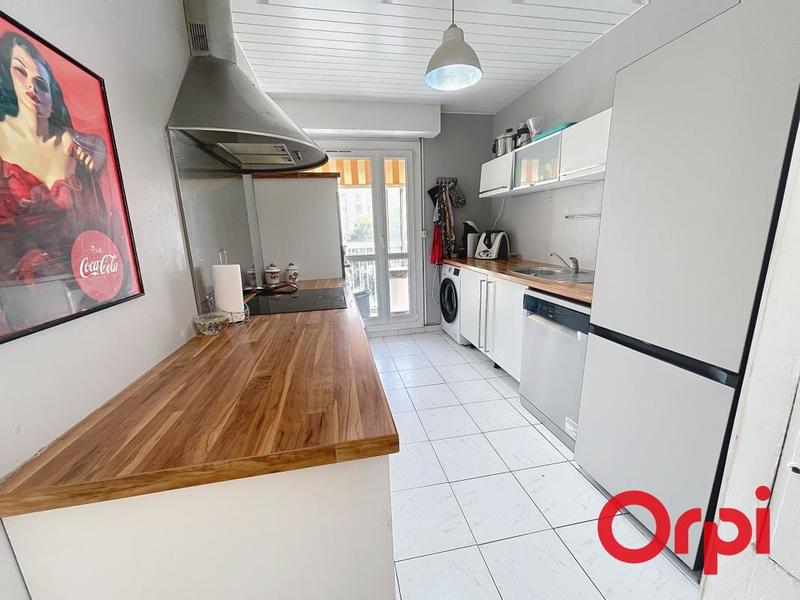 Appartement - 74 m² - 4 pièces