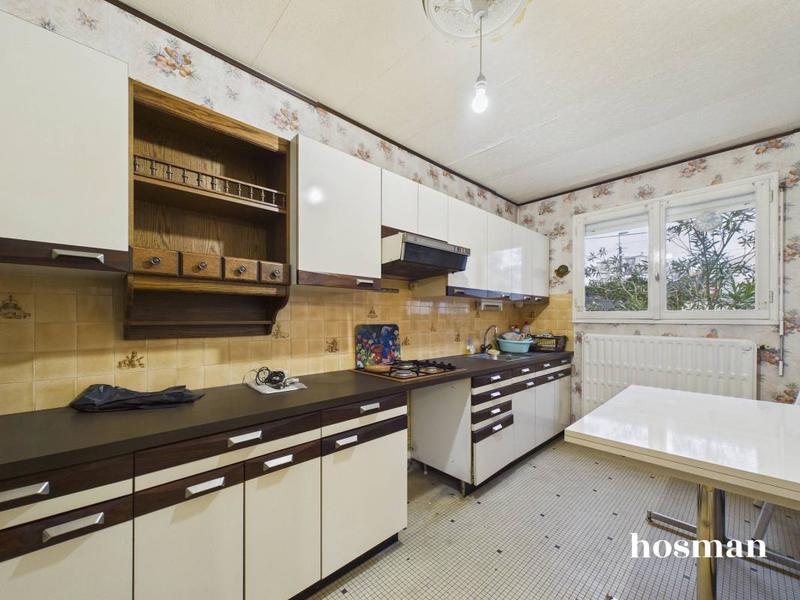 Maison - 92 m² - 4 pièces