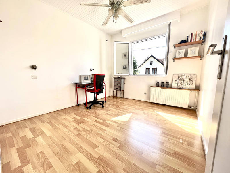 Maison - 146 m² - 8 pièces