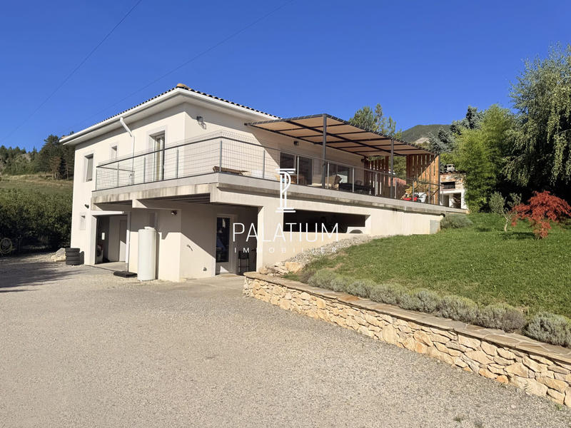 Maison - 138 m² - 4 pièces