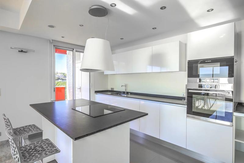 Appartement - 115 m² - 4 pièces