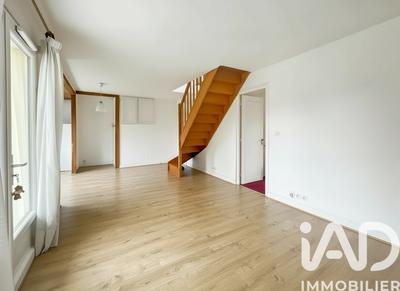 Maison - 102 m² - 6 pièces