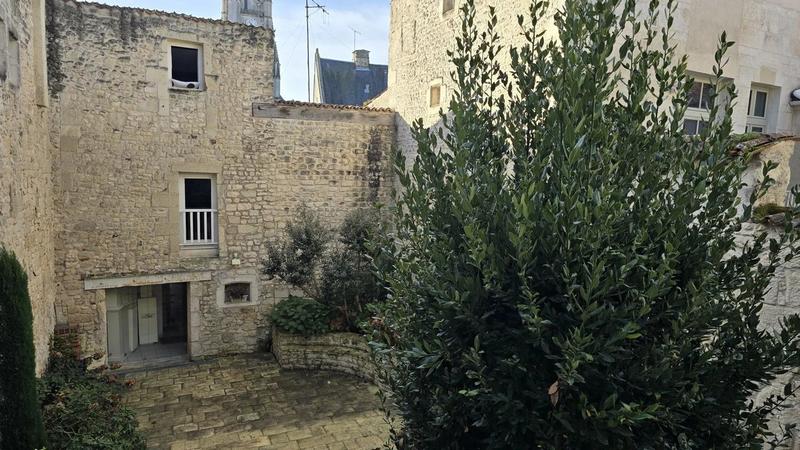 Immeuble - 198 m² - 8 pièces