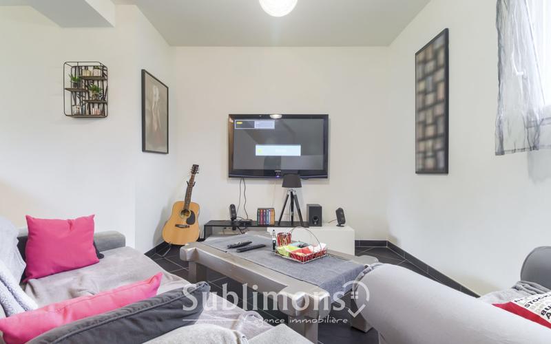 Maison - 95 m² - 5 pièces