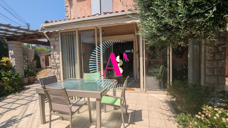 Maison traditionnelle - 130 m² - 6 pièces