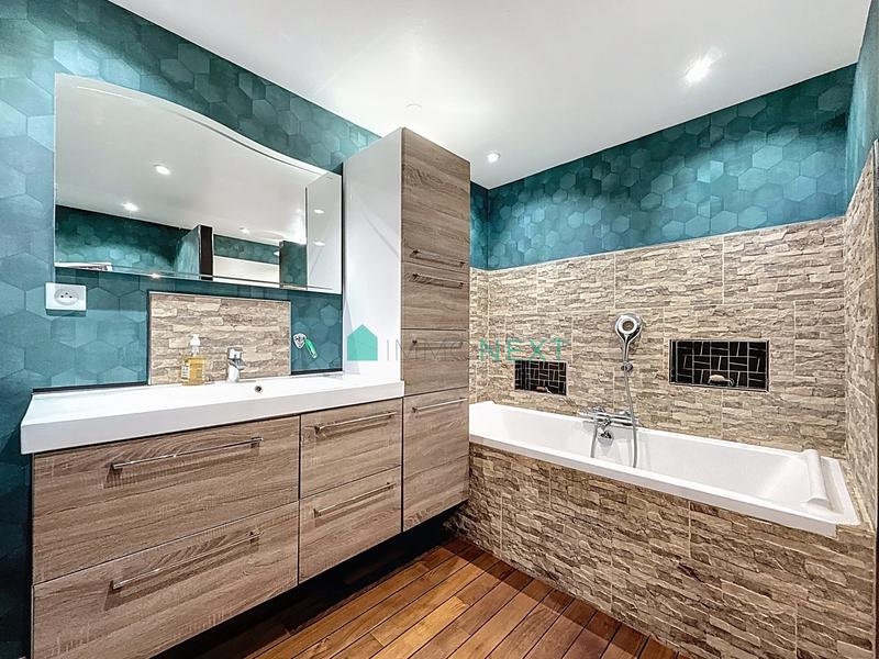 Maison - 165 m² - 5 pièces