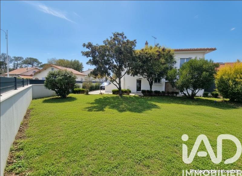 Maison - 175 m² - 6 pièces