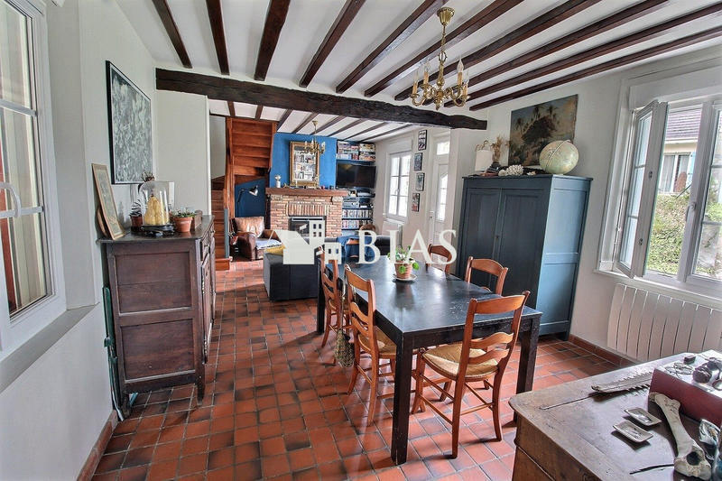 Maison - 89 m² - 5 pièces