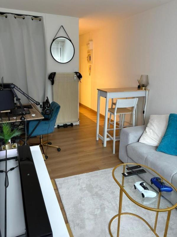 Studio - 20 m² - 1 pièce