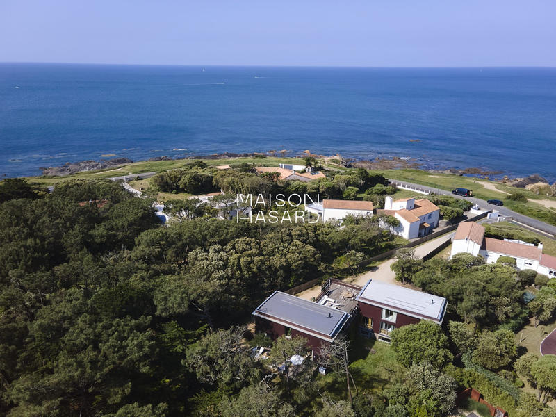 Villa - 377 m² - 12 pièces