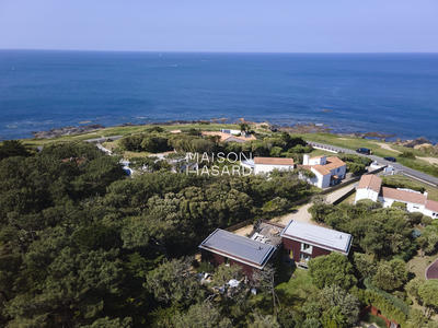 Villa - 377 m² - 12 pièces