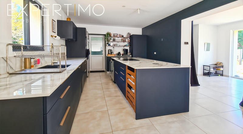 Maison - 187 m² - 6 pièces