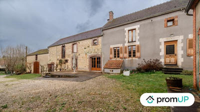 Maison ancienne - 245 m² - 10 pièces
