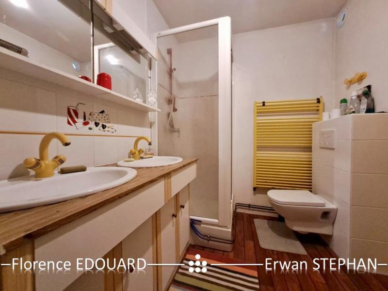 Maison - 374 m² - 16 pièces