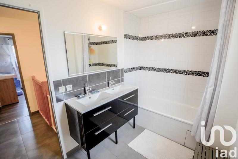 Maison - 108 m² - 4 pièces