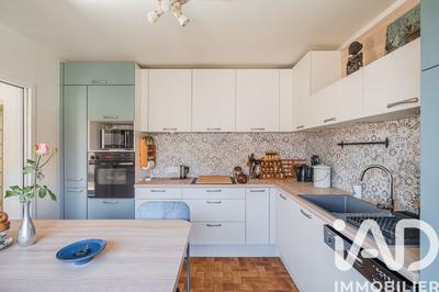 Maison - 254 m² - 10 pièces