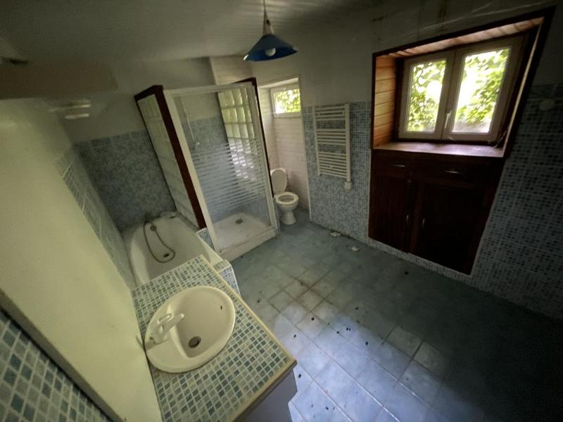 Maison - 252 m² - 10 pièces