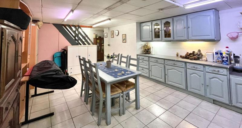 Maison - 148 m² - 7 pièces