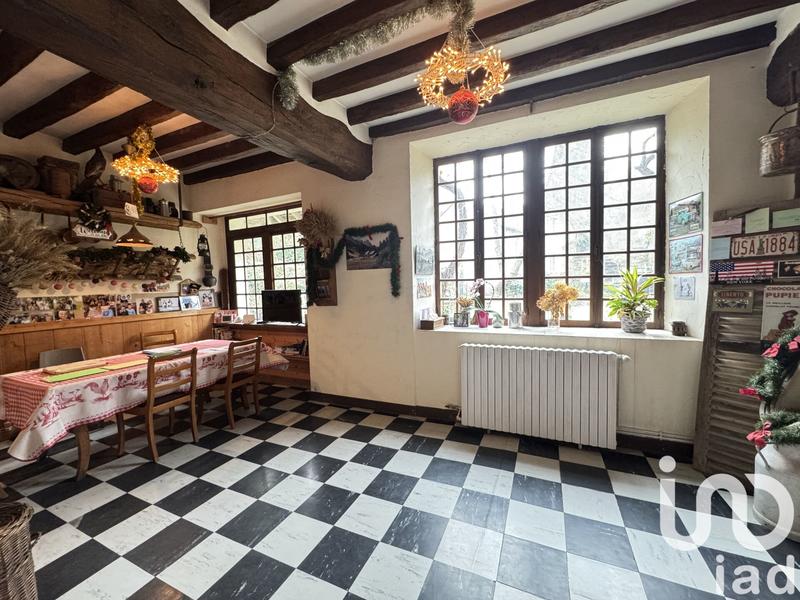 Maison - 600 m² - 15 pièces