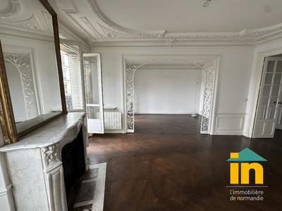 Appartement - 84 m² - 4 pièces