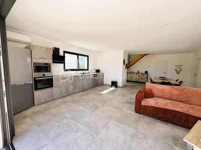 Villa - 95 m² - 4 pièces