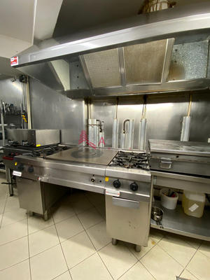 Fonds de commerce - Magasins - 300 m²