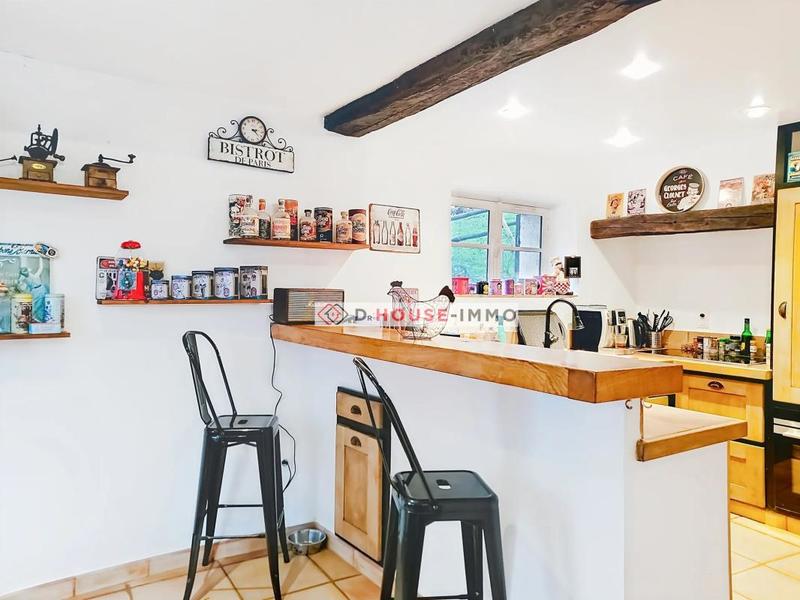 Propriété - 187 m² - 8 pièces