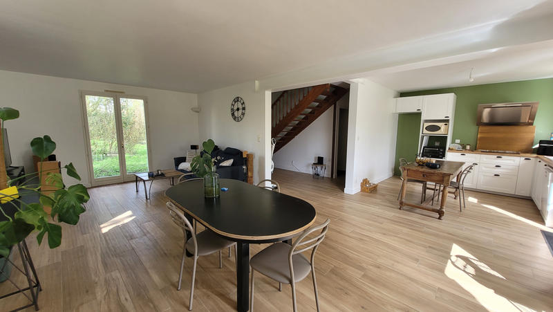 Maison - 136 m² - 6 pièces