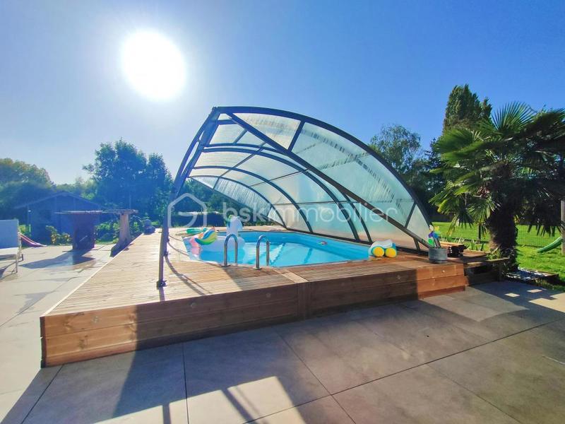 Maison - 130 m² - 5 pièces