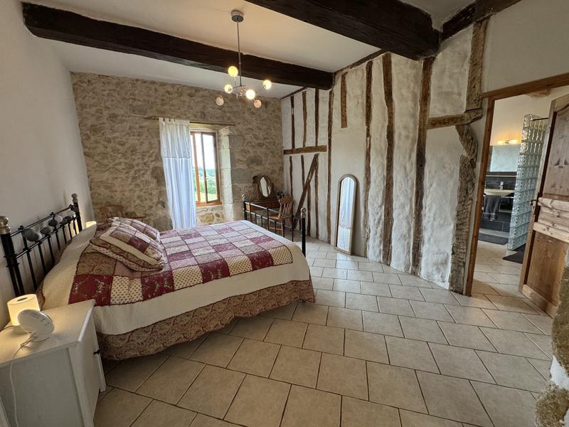 Maison ancienne - 284 m² - 8 pièces