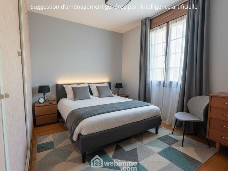 Maison - 90 m² - 4 pièces