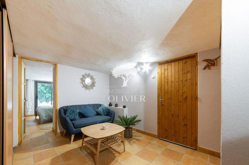 Propriété - 170 m² - 5 pièces