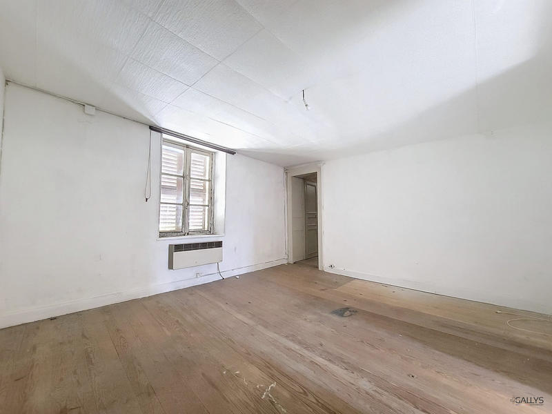 Maison - 138 m² - 5 pièces