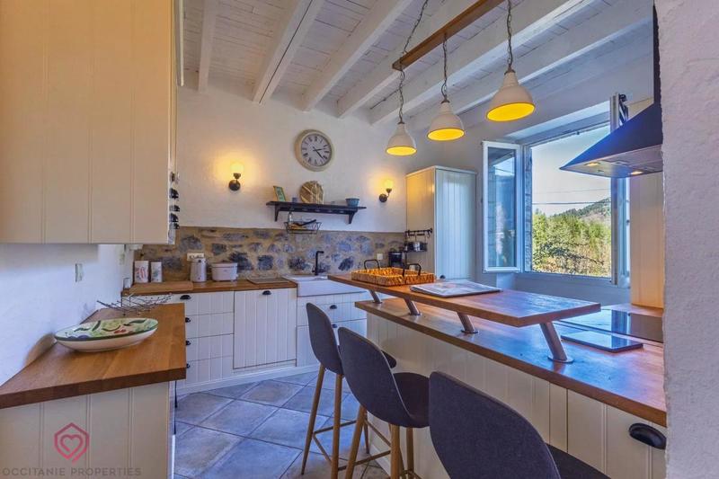 Propriété - 177 m² - 7 pièces