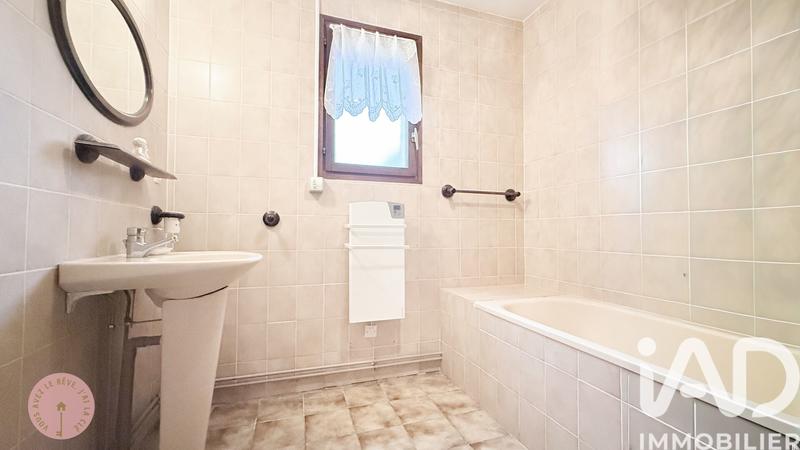 Maison - 97 m² - 5 pièces