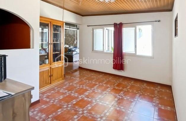 Maison - 160 m² - 8 pièces