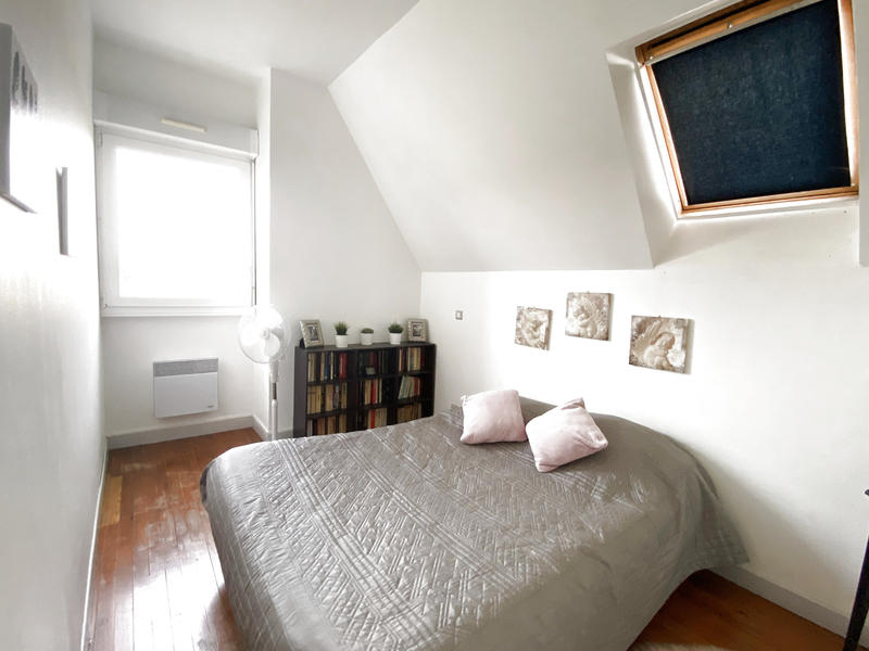 Maison - 162 m² - 9 pièces